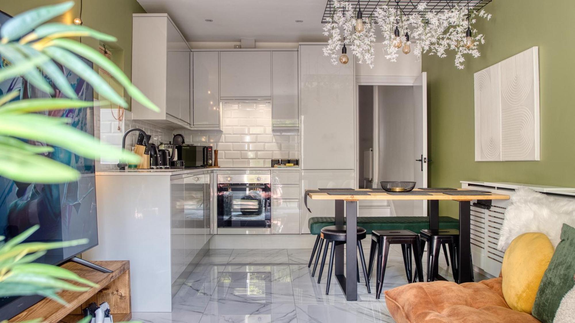 London Hammersmith - Hot Tub, Cinema & Gaming Room Exterior foto